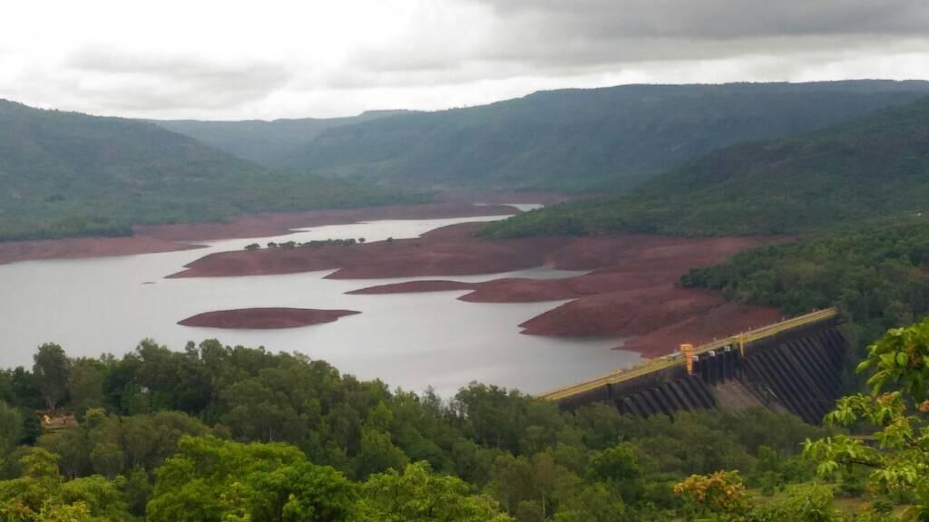 Koyna Lake Resort Koynanagar ภายนอก รูปภาพ