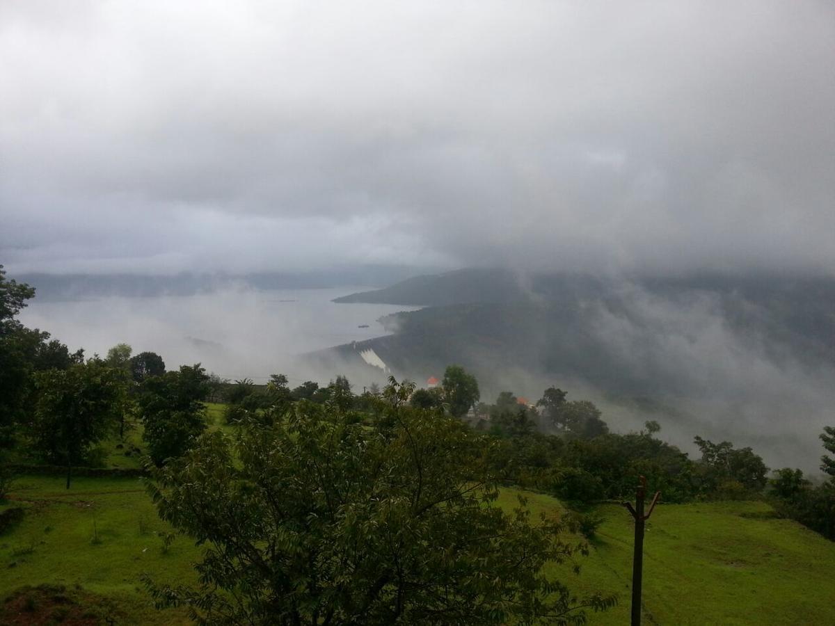 Koyna Lake Resort Koynanagar ภายนอก รูปภาพ