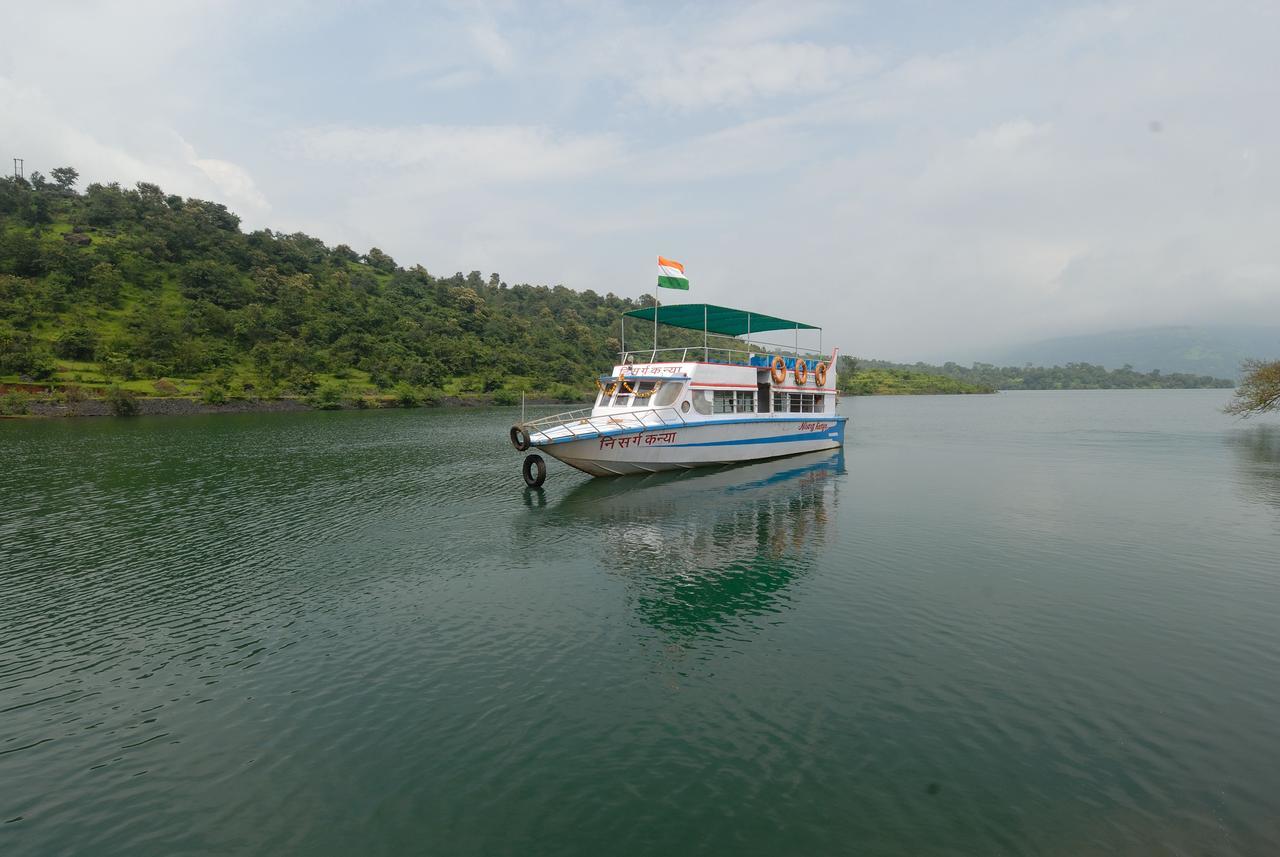 Koyna Lake Resort Koynanagar ภายนอก รูปภาพ
