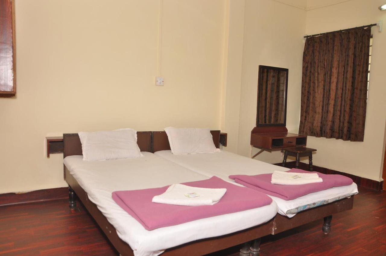 Koyna Lake Resort Koynanagar ภายนอก รูปภาพ
